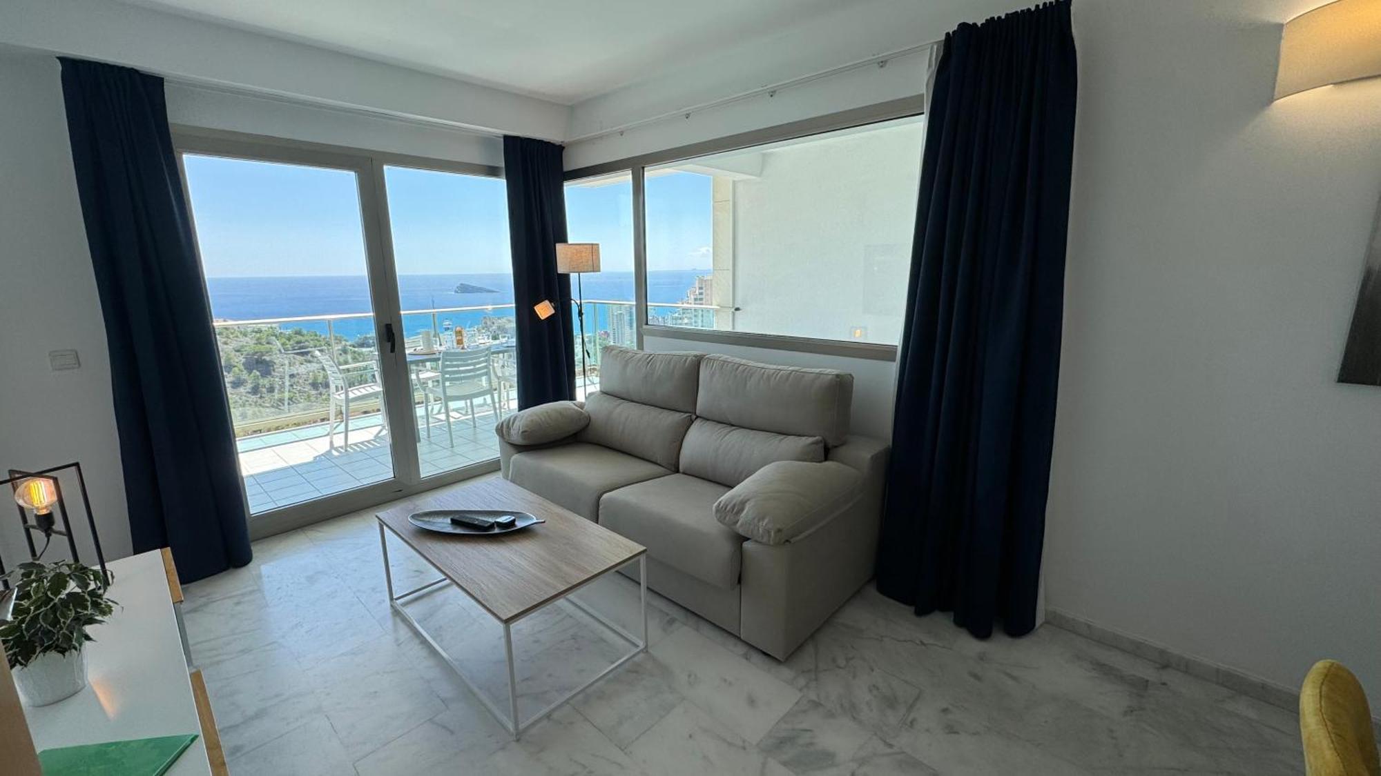 Planta 28 - 2 Dormitorios Con Vistas Benidorm Luaran gambar