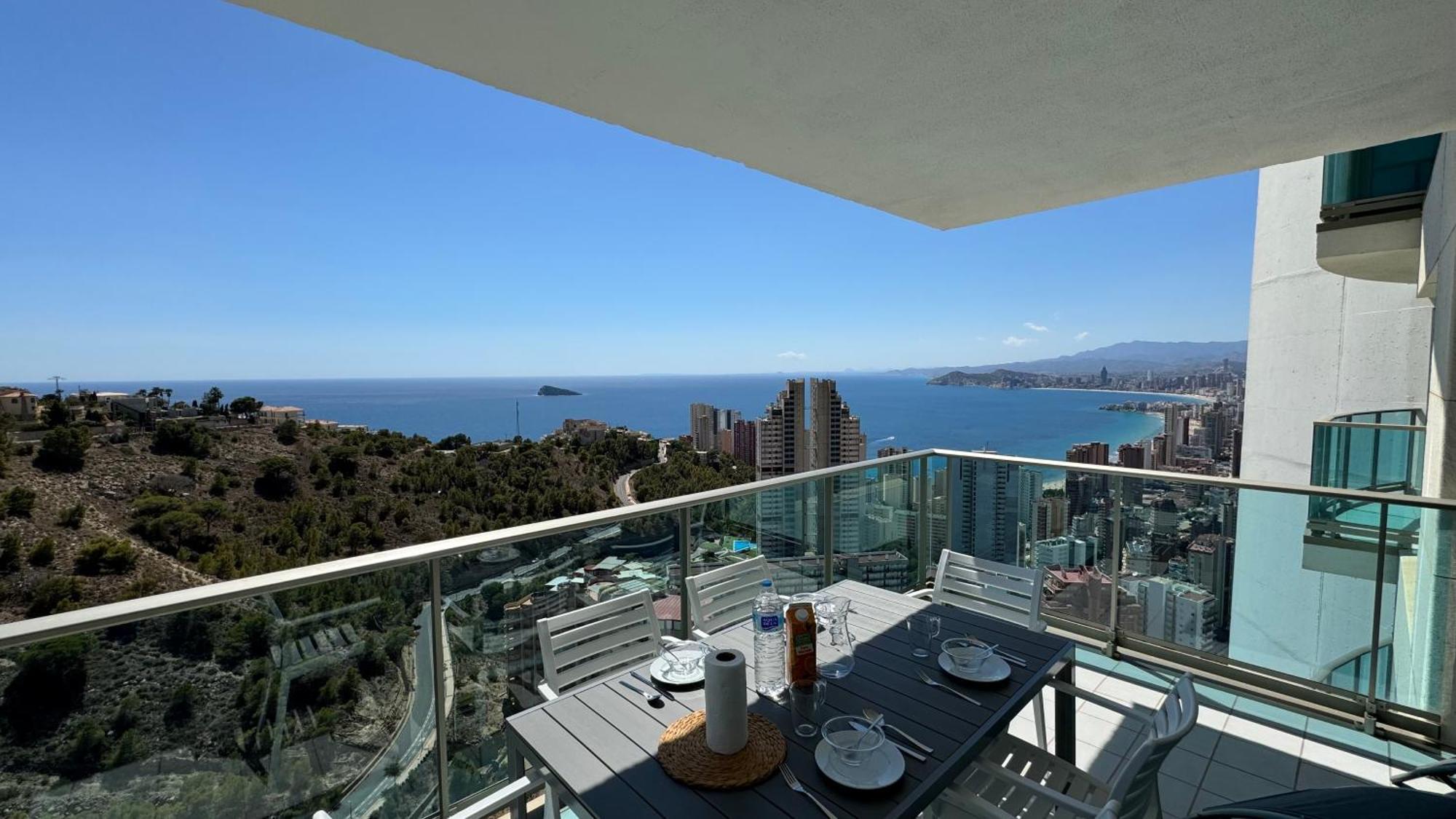 Planta 28 - 2 Dormitorios Con Vistas Benidorm Luaran gambar