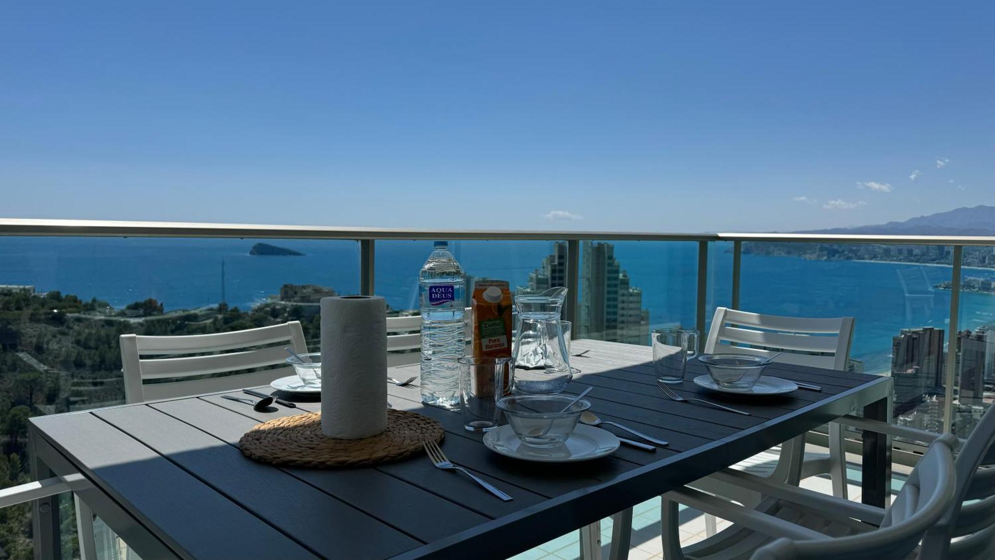 Planta 28 - 2 Dormitorios Con Vistas Benidorm Luaran gambar